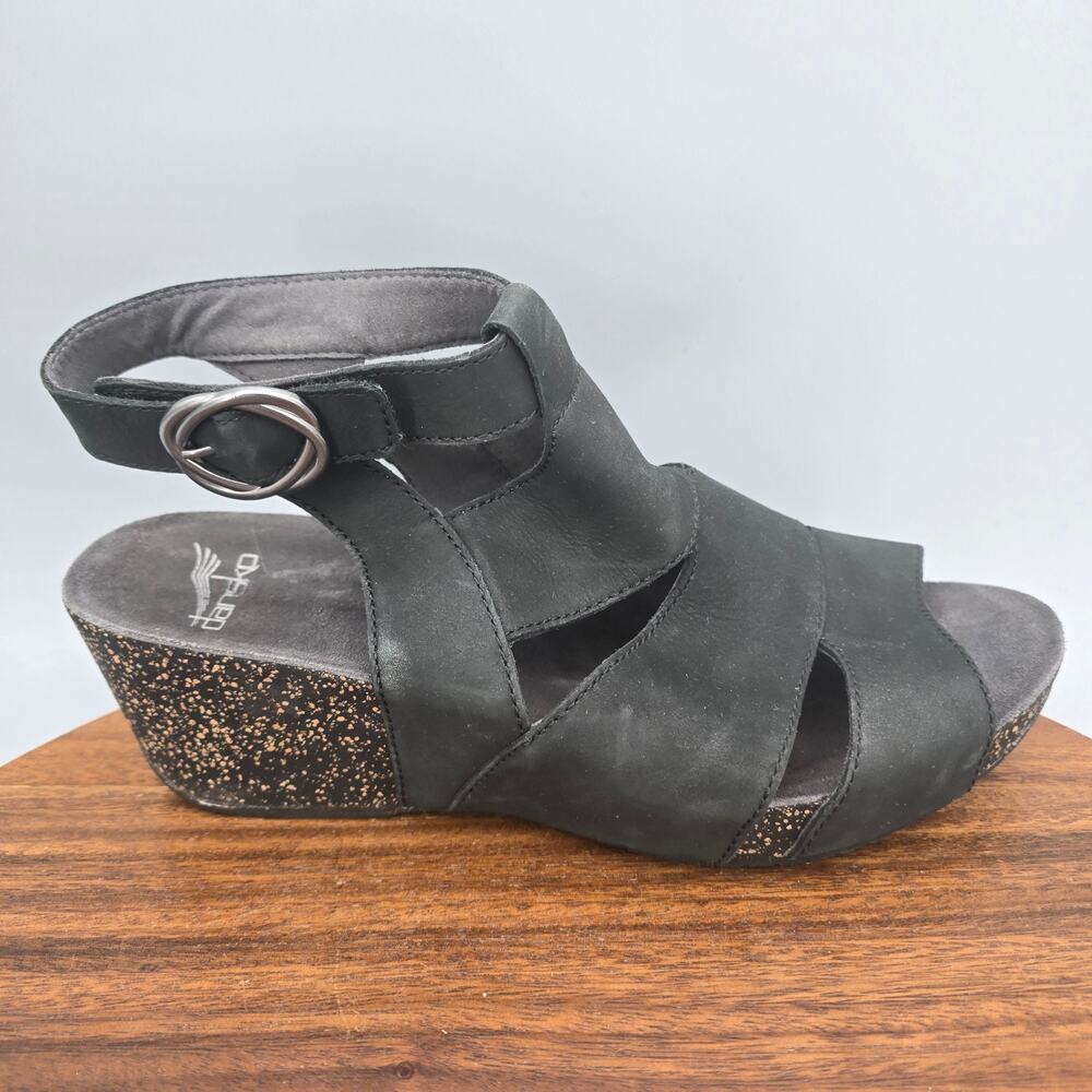 Dansko Sera Sandals Womens 9.5 40 Black Nubuck Leather Adjustable Strap Wedge